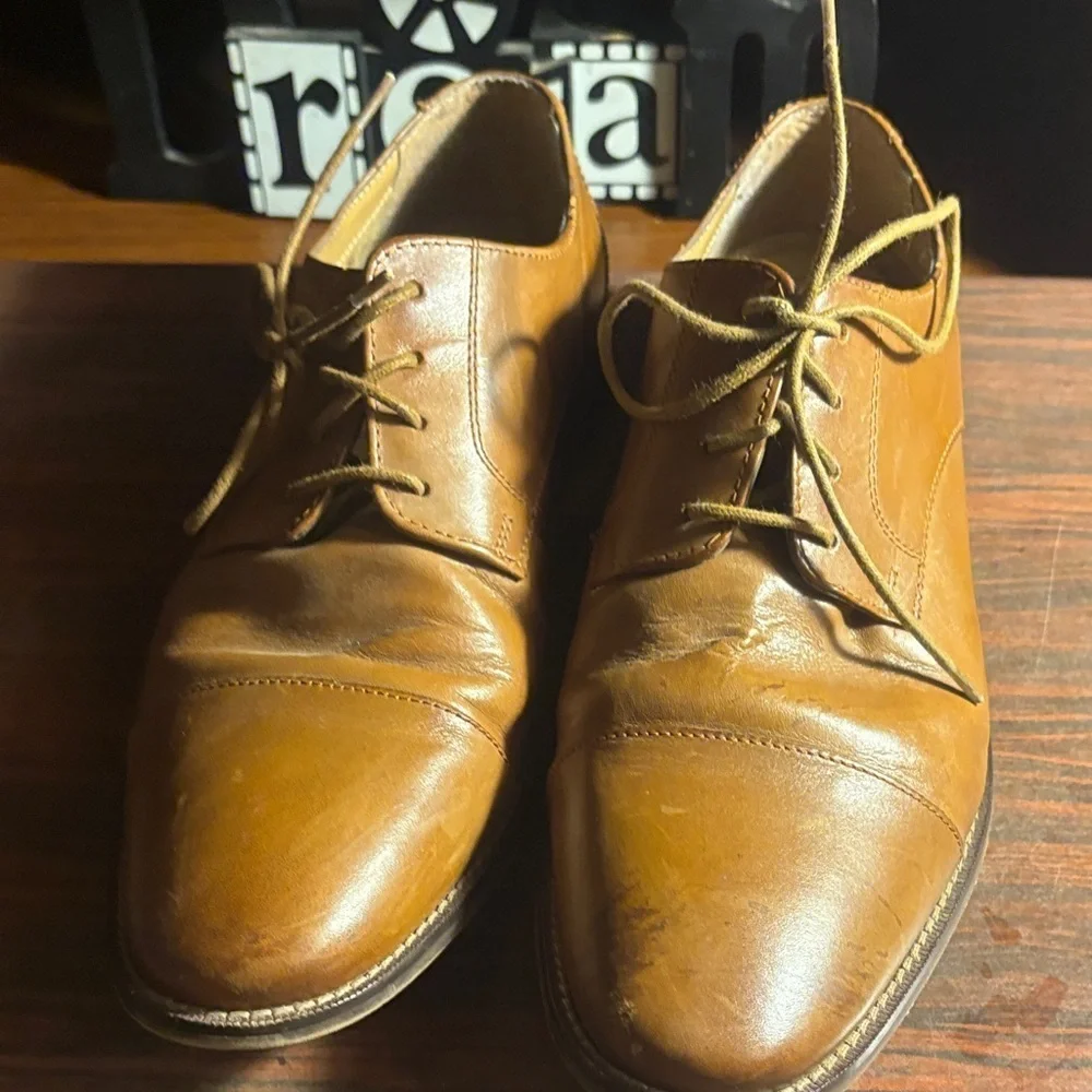 Florsheim Tan Leather Oxfords